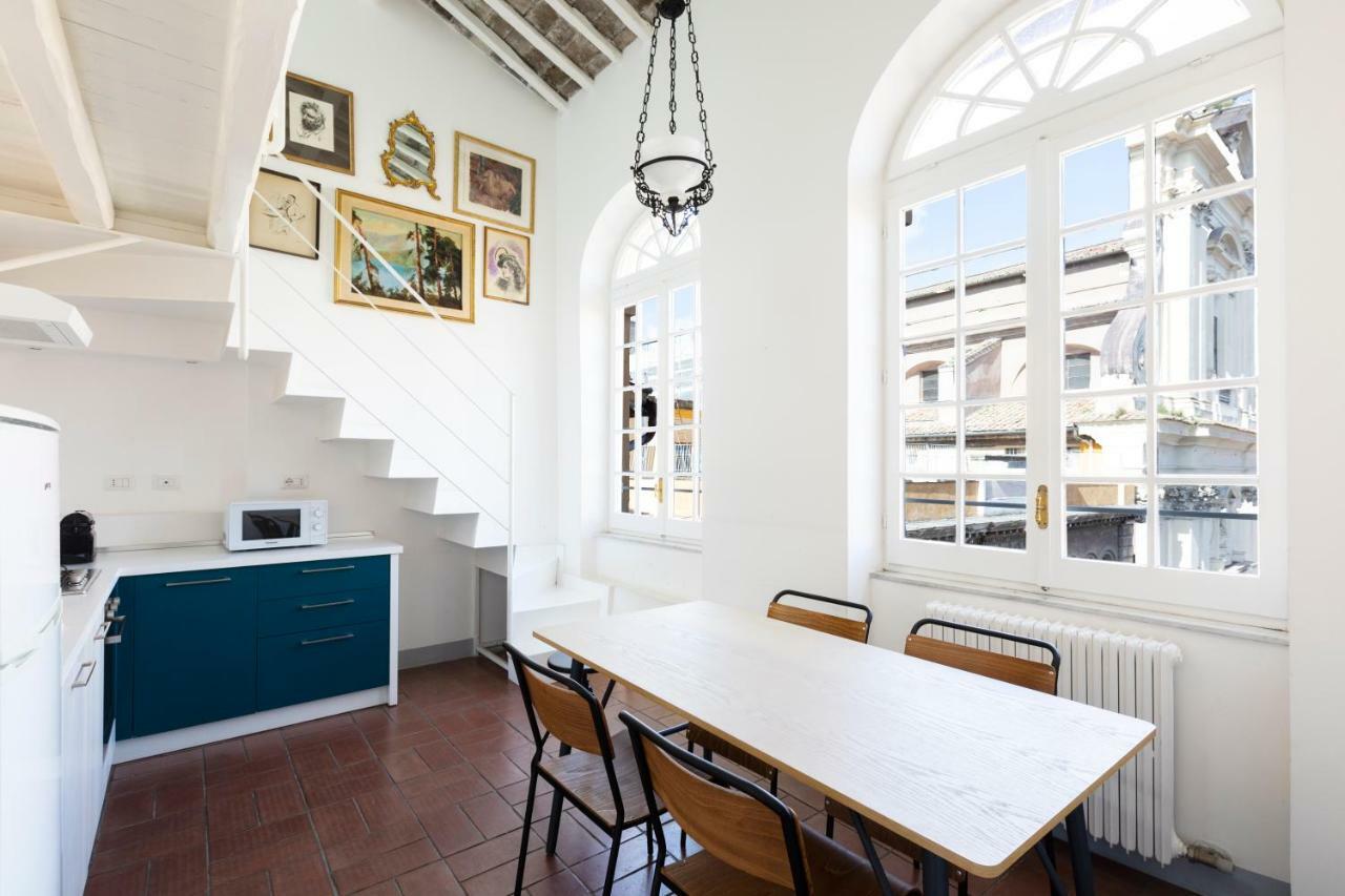 Sonder At Piazza Trilussa Rome Exterior photo
